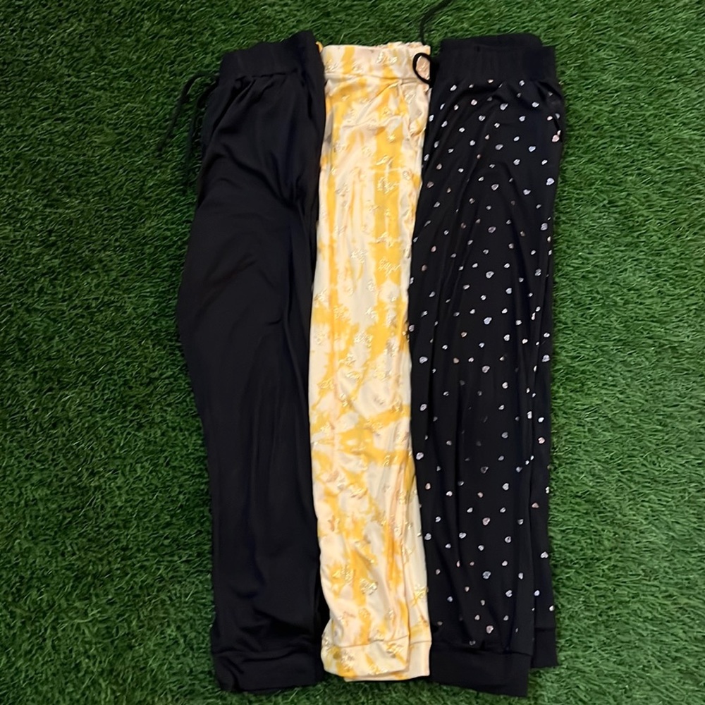 Girls Lot of 3 - Joggers / Lounge Pants